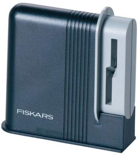 FISKARS Functional Form ostřič Clip-Sharp 859600