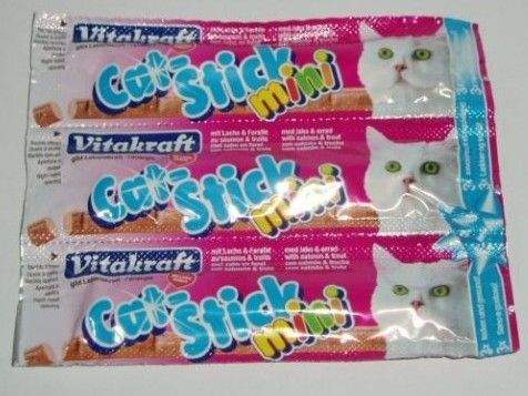 Vitakraft Cat Stick Mini losos a pstruh 18 g