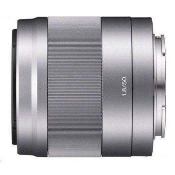 Sony 50mm f/1.8 stříbrný