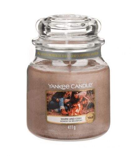 Yankee Candle WARM AND COSY Střední svíčka 411 g
