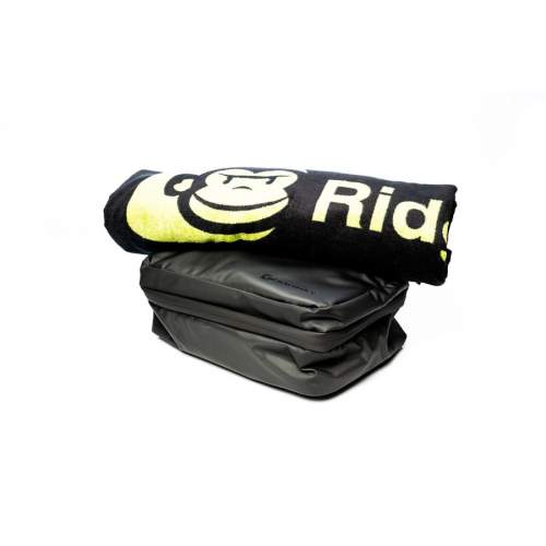 RidgeMonkey LX Bath Towel and Weatherproof Shower Caddy Set