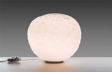 AR 1711010A Meteorite 48 stolní lampa - ARTEMIDE