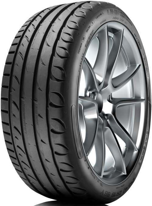 Kormoran Ultra High Performance 215/45 R 18 93W letní