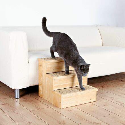 Dřevěné schody TRIXIE pro malé psy a kočky 40x38x45cm (do max. 5