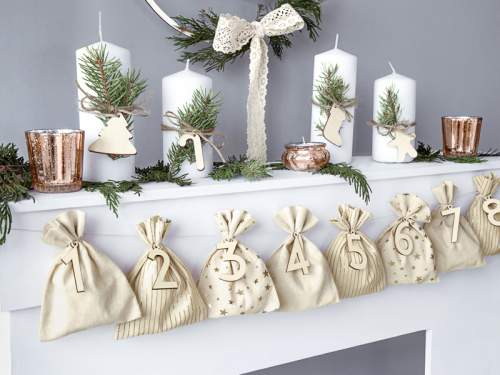 Adventní kalendář - Vánoční pytlíčky na malé dárky 10 x 13 cm