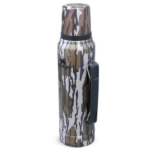 Stanley Legendary Classic bottomland mossy oak