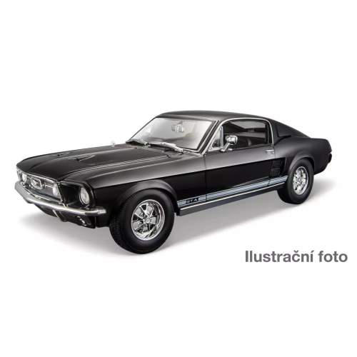 Maisto 1967 Ford Mustang Fastback metal zelená 1:18