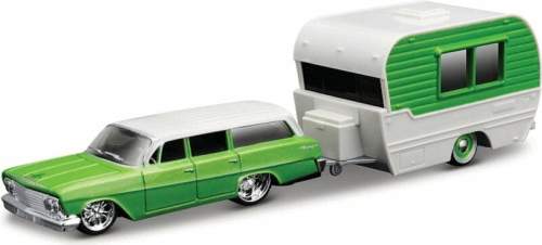Maisto Design Tow & Go 1962 Chevrolet Biscayne Wagon s přívěsem 1:64
